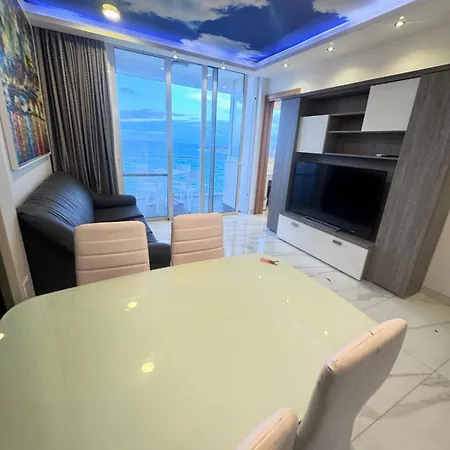Seaview Bliss Apartment *